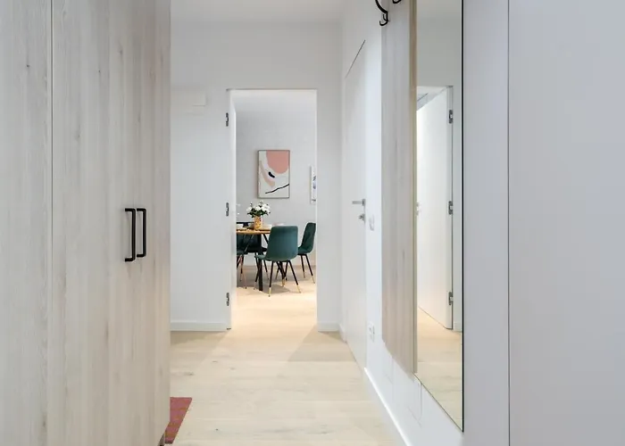 Διαμέρισμα Contemporary Haven - 1 Bedroom With A Balcony Charm Βουκουρέστι